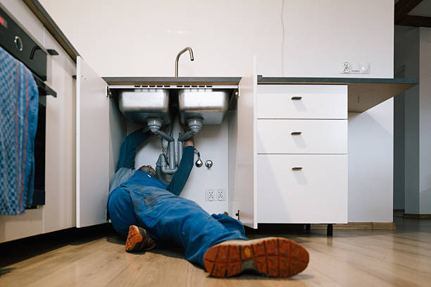 Professional Emergency Plumber technician working in Fletcher, OK